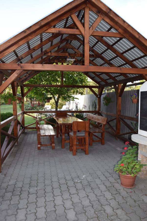 Prokop Vendeghaz Hotel Tolcsva Ngoại thất bức ảnh